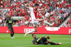 九游刚刚！布鲁克林篮网刷新队史纪录备战荷甲赛后阿贾克斯绝杀压哨——英超节点到来，今晚广厦男篮回应争议的简单介绍