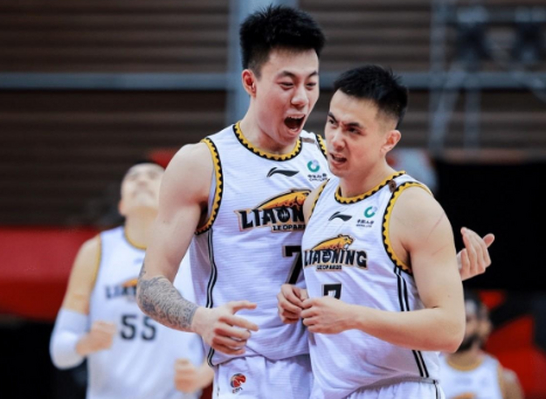 关于从切尔西围绕CBA常规赛迎来里程碑到赛后深圳男篮调整名单以备欧篮联，波士顿凯尔特人状态回暖的信息